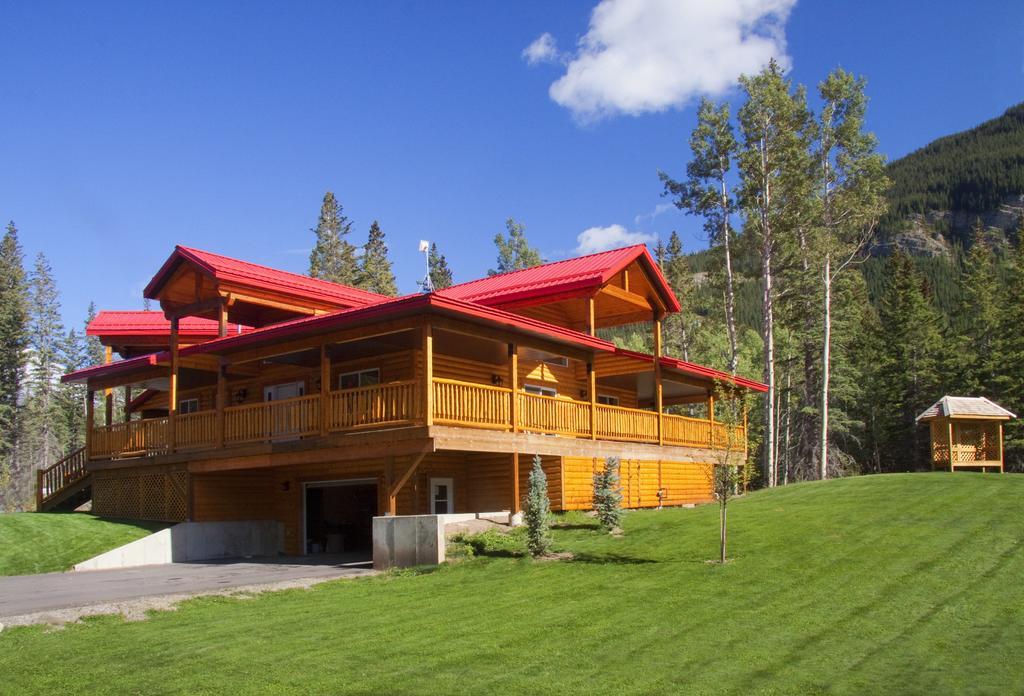 Lodge East