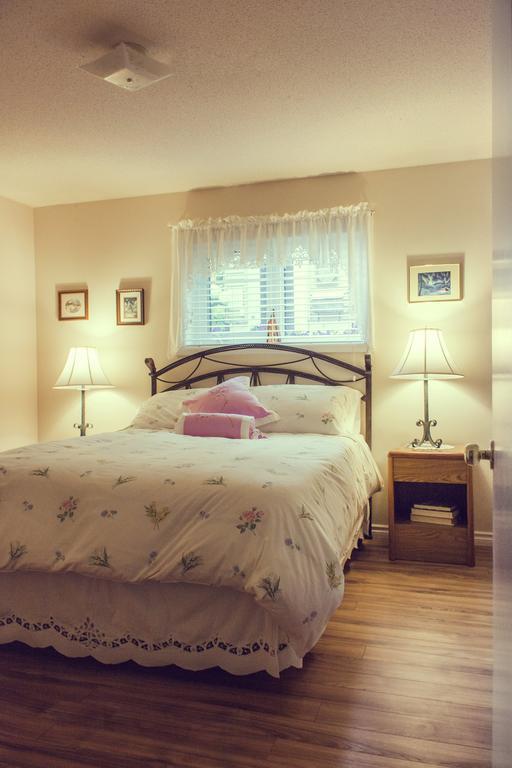 Dave & Honey's Guest house