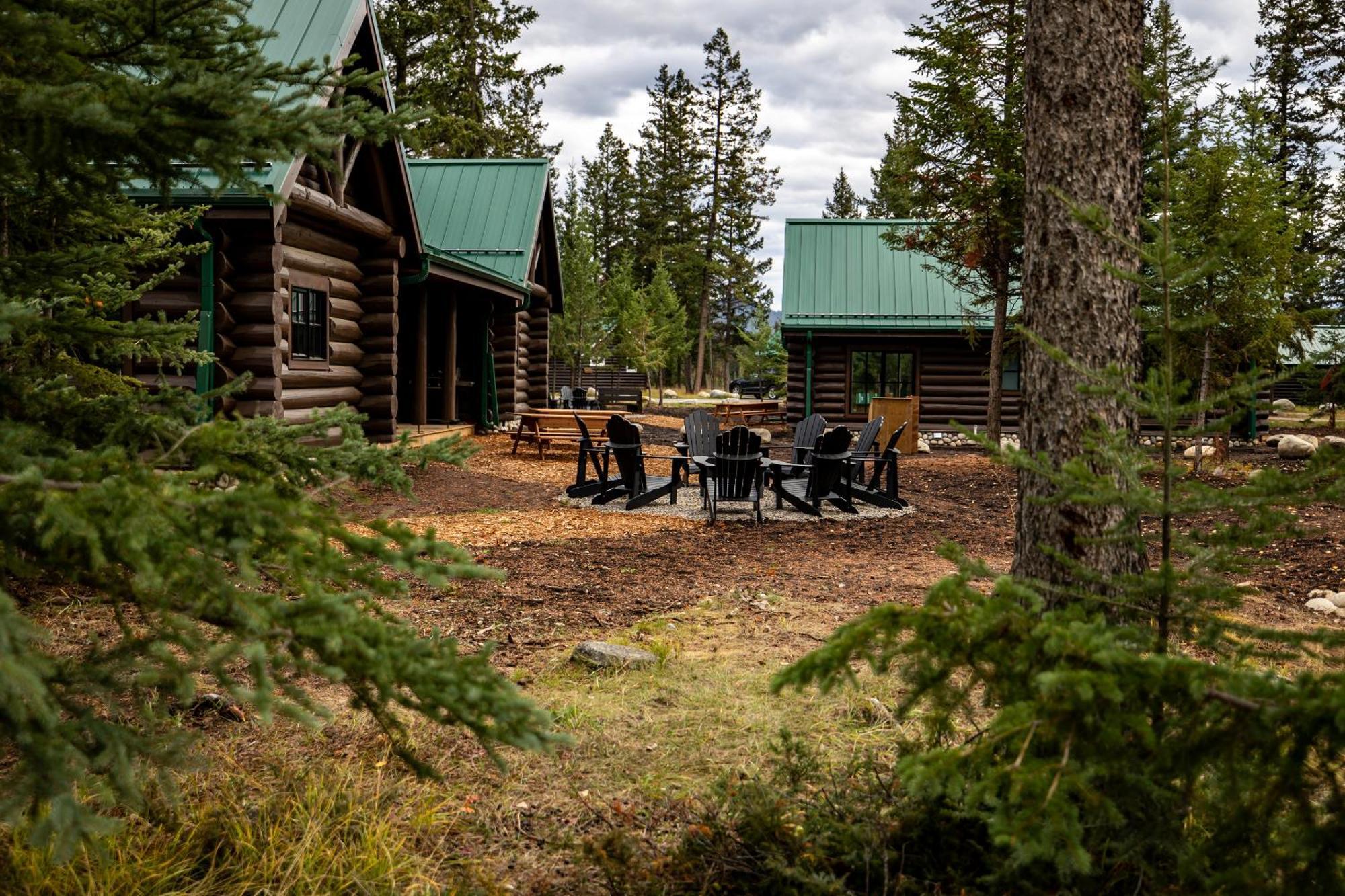 Pine Lodge