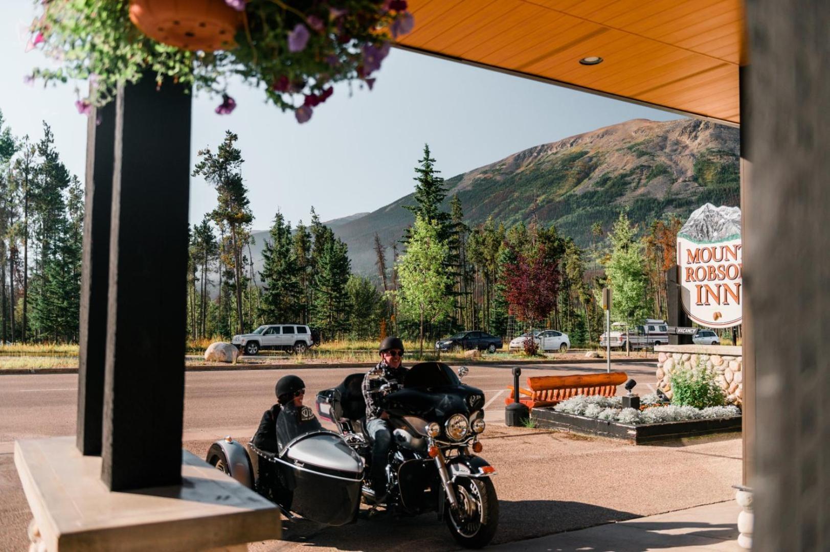 Mount Robson Hotel Jasper