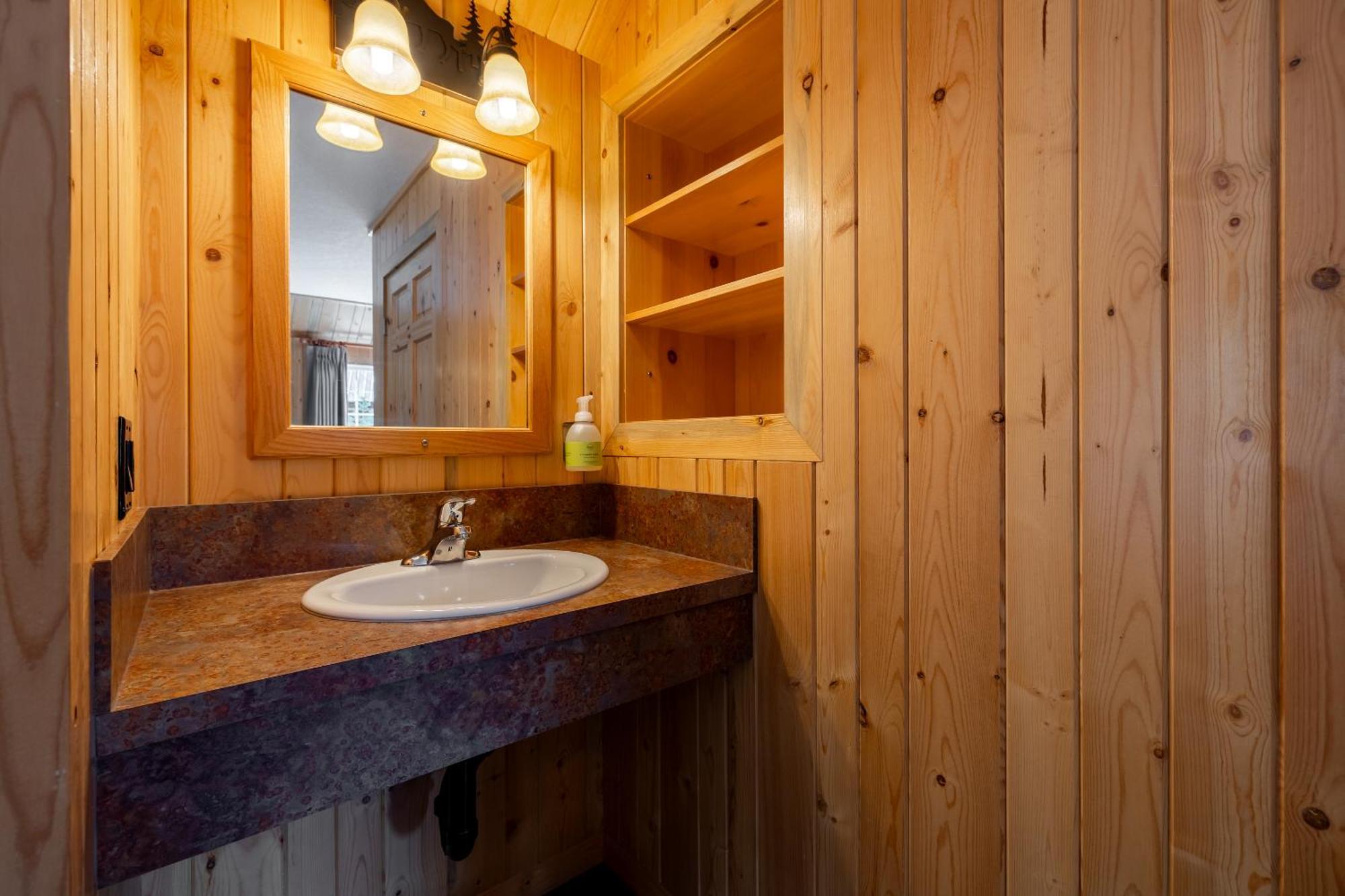 Pine Lodge