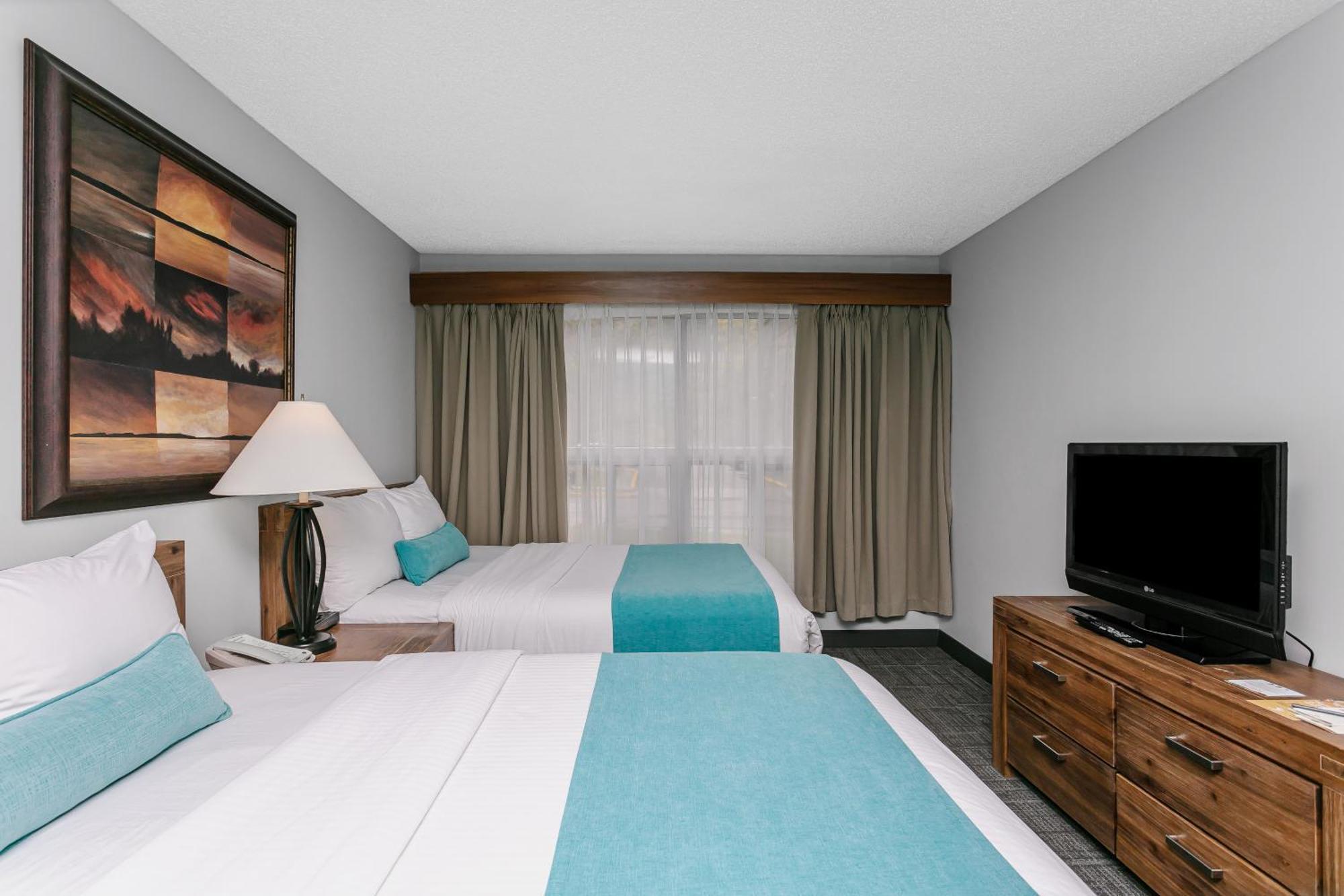 Tonquin Hotel 3*