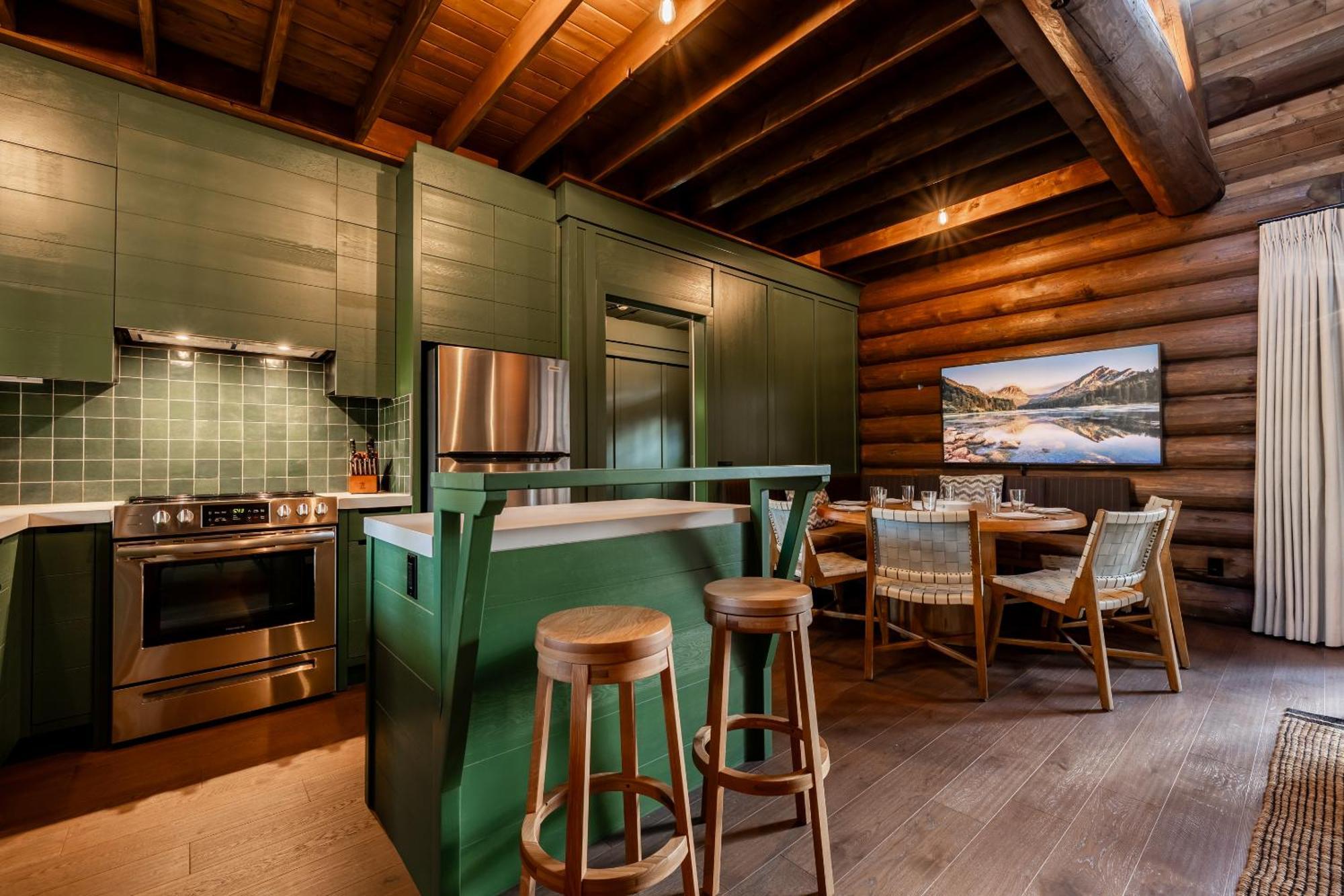 Pine Lodge Jasper