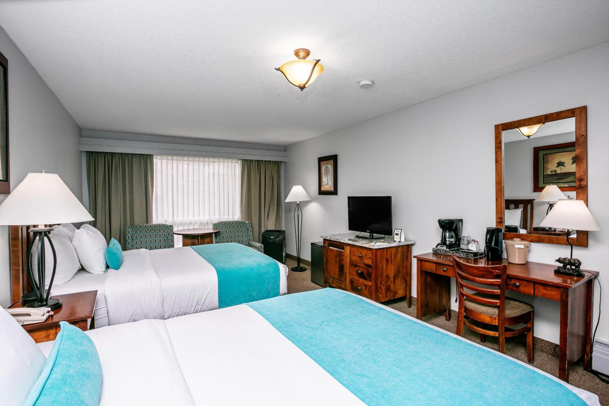 Tonquin Hotel 3*