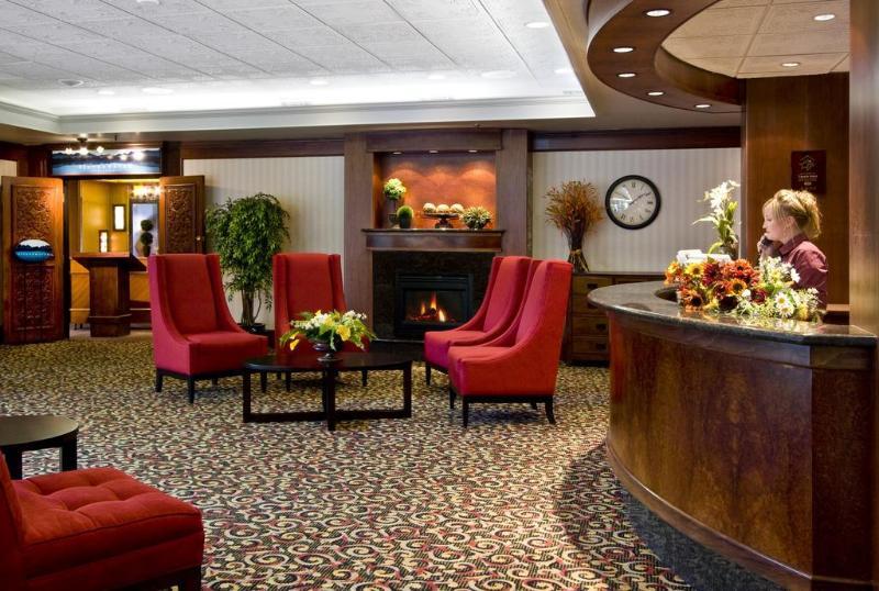 Chateau Hotel Jasper